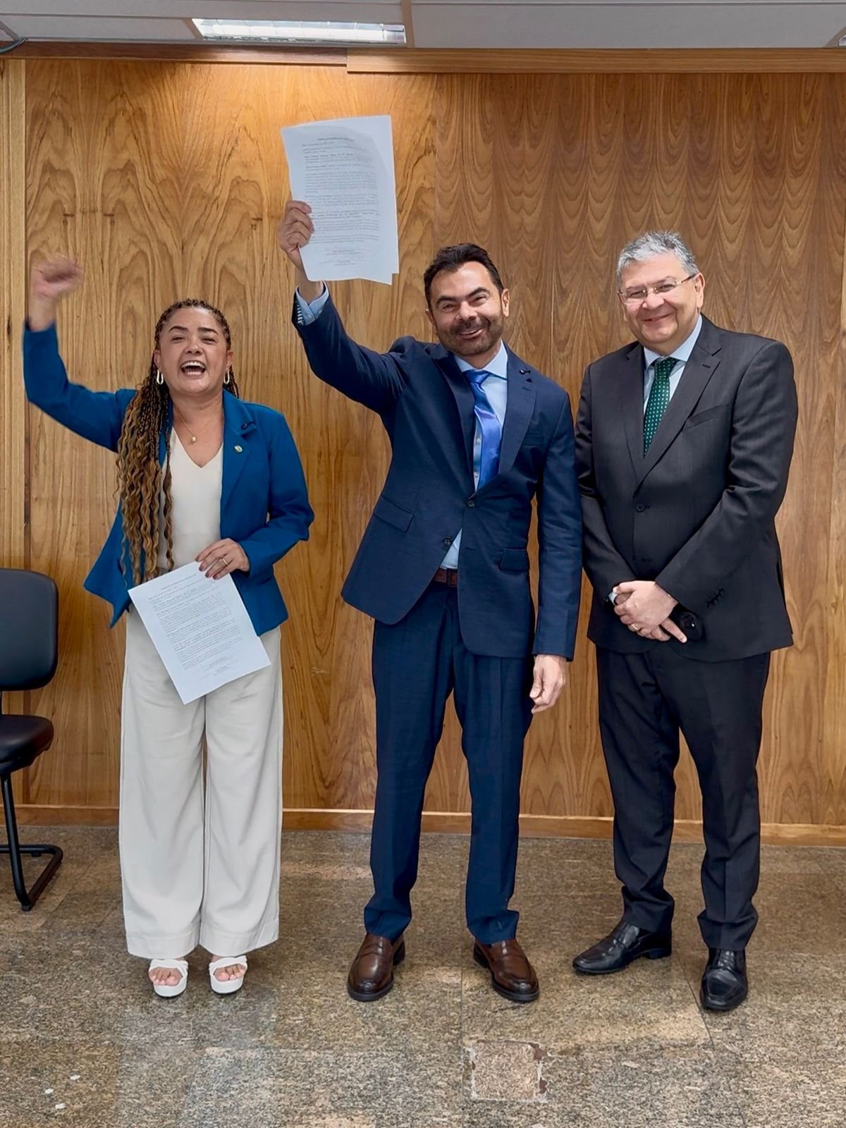 Precatórios p/ Prof. e Educação